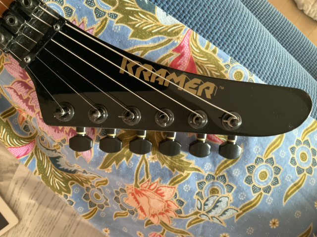 TommyGuitars.com
